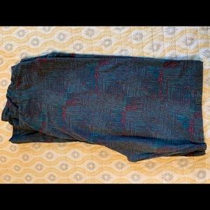 Tall and curvy lularoe leggings